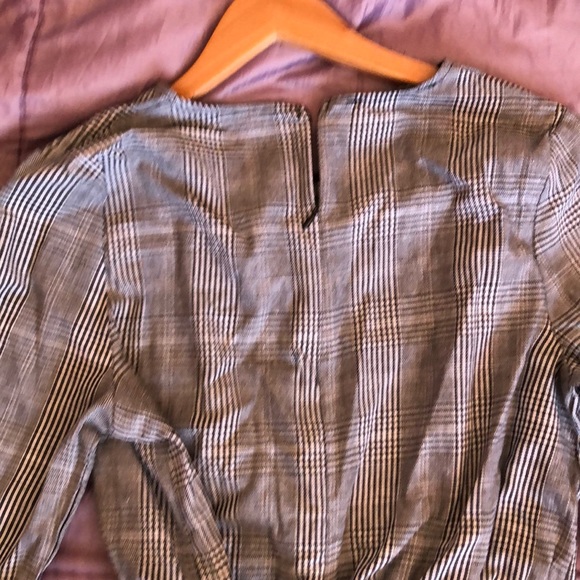 Chic black and white Parisian boutique dress - Picture 6 of 6